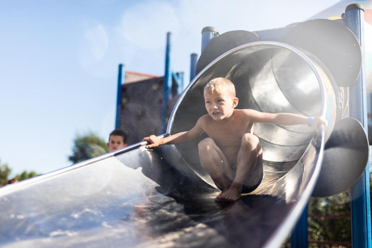 Holidaypark Klein Strand 자베크 외부 사진